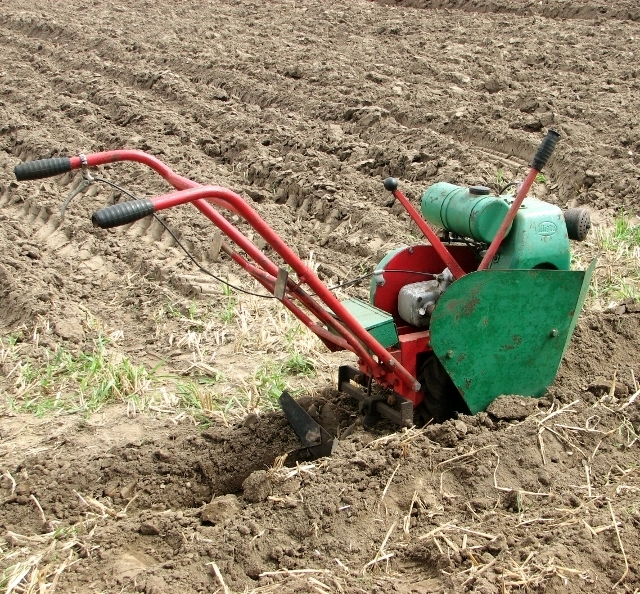Rotavator (tractor PTO)